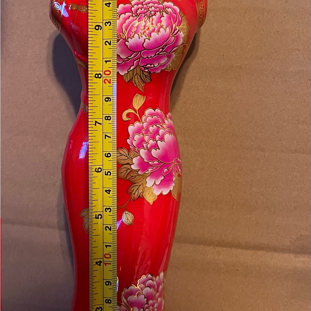 Body Shaped Wine Bottle Dress